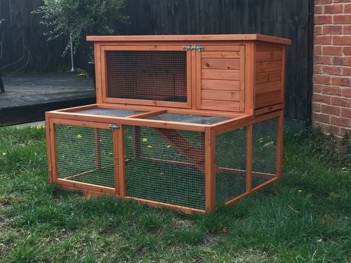 Rabbit guinea pig hutch - /,
